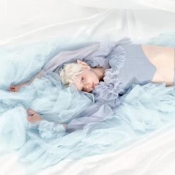 Summer 2022 [UNOSA] Lavender's Blue Haze Asymmetric Hem Lace Puff Top