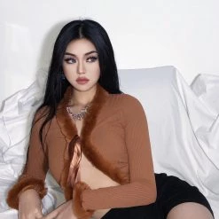 Peiliee Shop [Basic] Snow Angel Faux Fur Short Cardigan