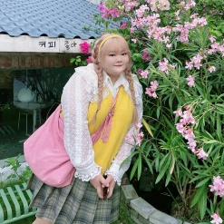 DAJUN [Curve Beauty] Autumn Blossom School Girl Knit Vest New Arrivals