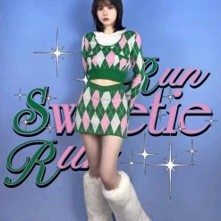 Summer 2022 [Nakiss Official] Run Sweetie Run Gingham Knit Set