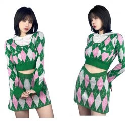 Summer 2022 [Nakiss Official] Run Sweetie Run Gingham Knit Set