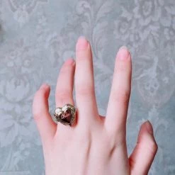 Peiliee Shop [Mid Season SALE] Vintage Lolita Doll Heart Shaped Mini Photo Frame Ring New Arrivals
