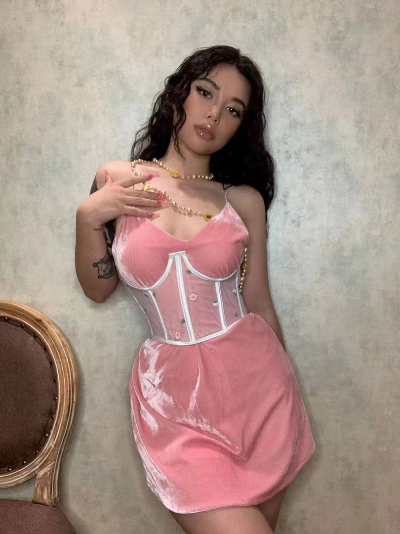 Ricchie New Arrivals Daisy Dream Handmade Underbust Corset 1 Ricchie New Arrivals Daisy Dream Handmade Underbust Corset