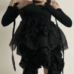 Mari Posa [Runway Couture] Dark Swan Set