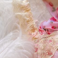 Miss KIKI [Product Photo] Strawberry Garden Bra Set