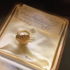 Peiliee Shop [Mid Season SALE] Vintage Lolita Doll Heart Shaped Mini Photo Frame Ring New Arrivals