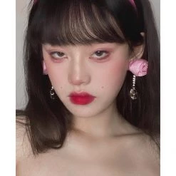 Seven Chen The Dark Rose Earring New Arrivals