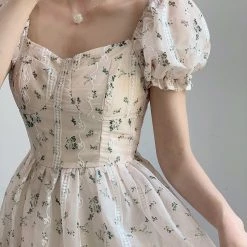 Vintage Inspired Walking In The Garden Floral Dress New Arrivals