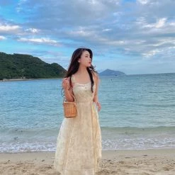 Boss JIA Girls In The Oil Painting Vintage Style Floral Midi Dress Summer 2022 7 Boss JIA Girls In The Oil Painting Vintage Style Floral Midi Dress Summer 2022