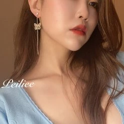 Peiliee Shop Butterfly Crystal Dream Earring