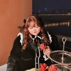 DAJUN [Curve Beauty] Rose For My Queen Gothic Velvet Vintage Dress New Arrivals