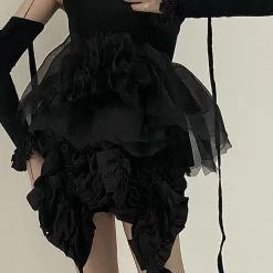 Mari Posa [Runway Couture] Dark Swan Set