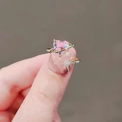 Basic New Arrivals Angel’s Crystal Heart Ring