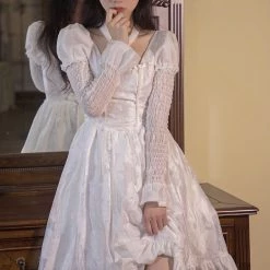 12 Studio White Rose Romance Dress
