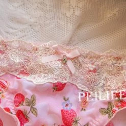 Miss KIKI New Arrivals (Curve Size Included) Strawberry Garden Bra Set [Premium Selected Japanese Brand]