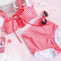 Peiliee Shop [SS2020] Love Strawberry Bikini Set High Waist
